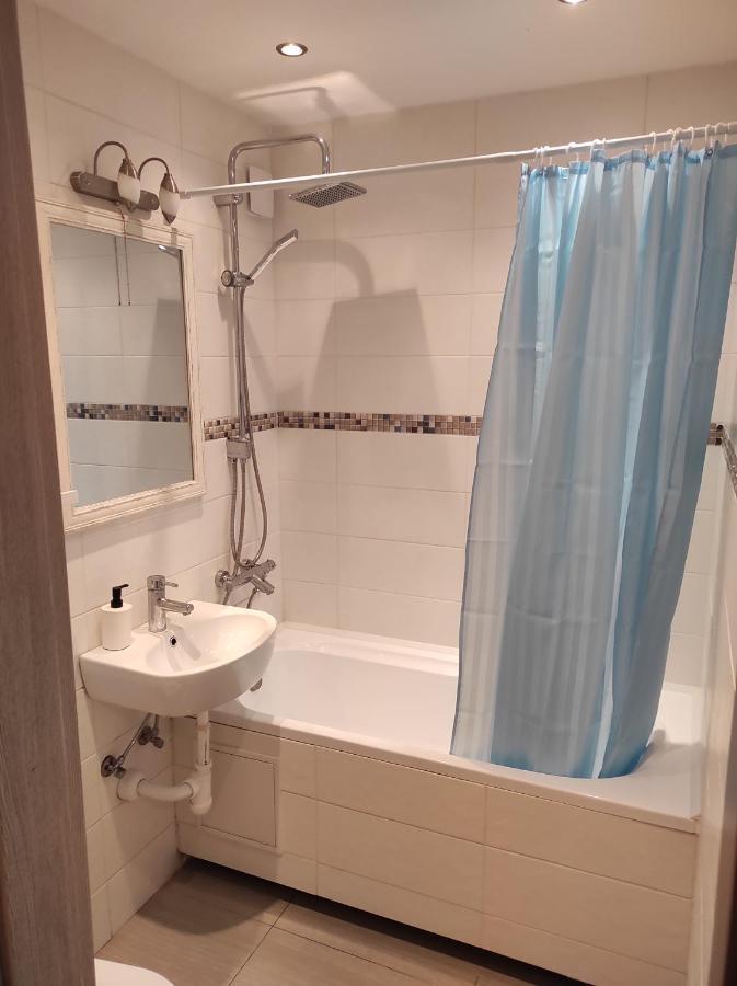 Studija Centre Apartman Klaipėda Kültér fotó